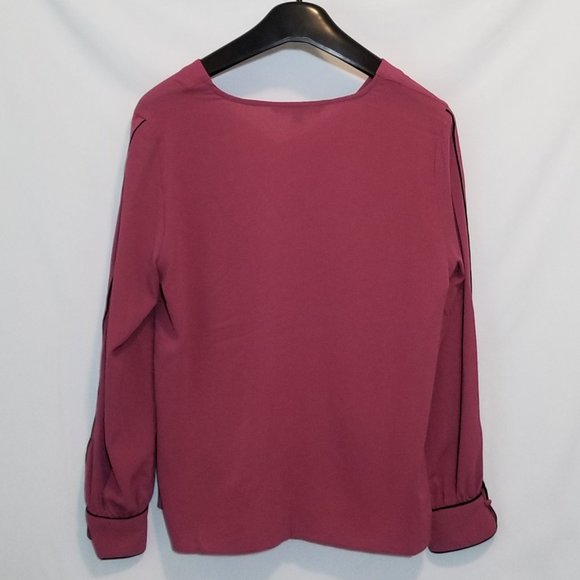 ZAK & RACHEL MAROON TOP LARGE - Picture 2 of 5